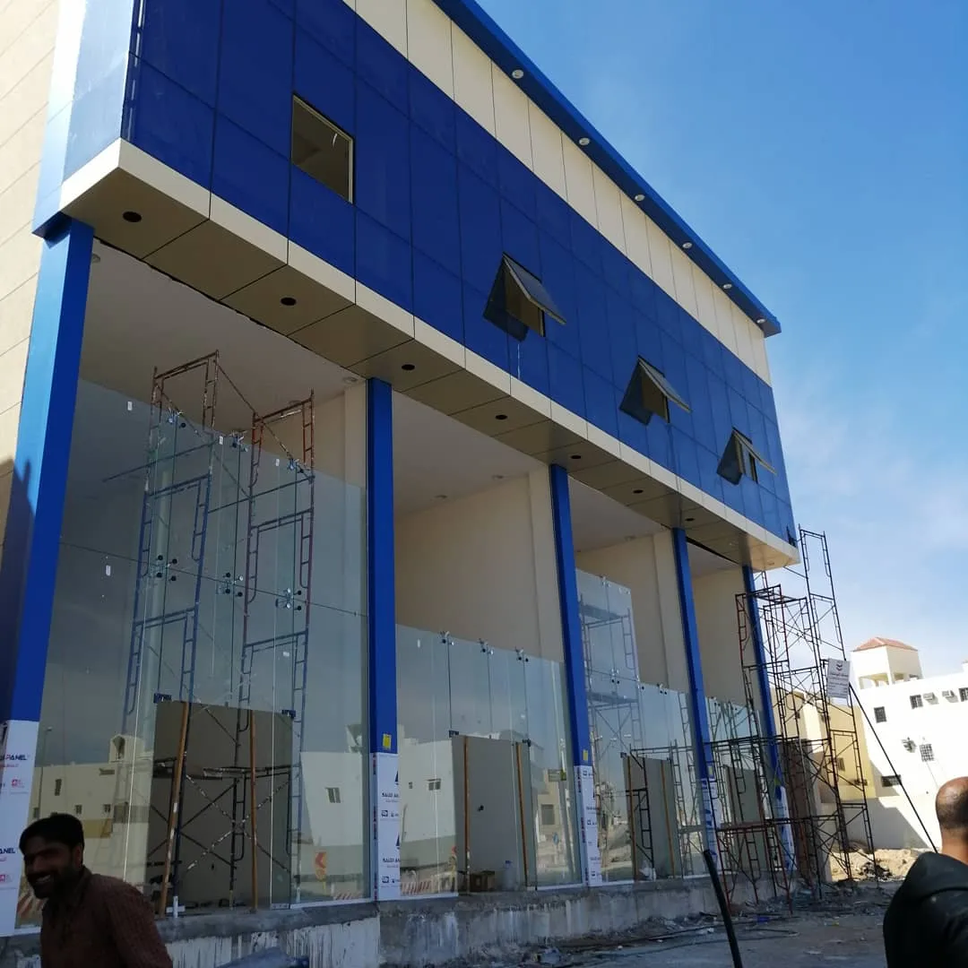 تركيب باب زجاجي في الرياض